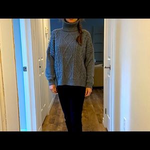 NWOT Pistache cable knit sweater